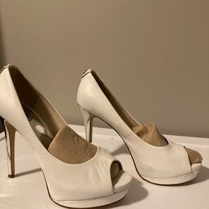 Micheal Kors white heels size 8.